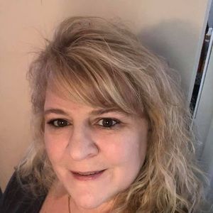 Meet your Posher, Stacey